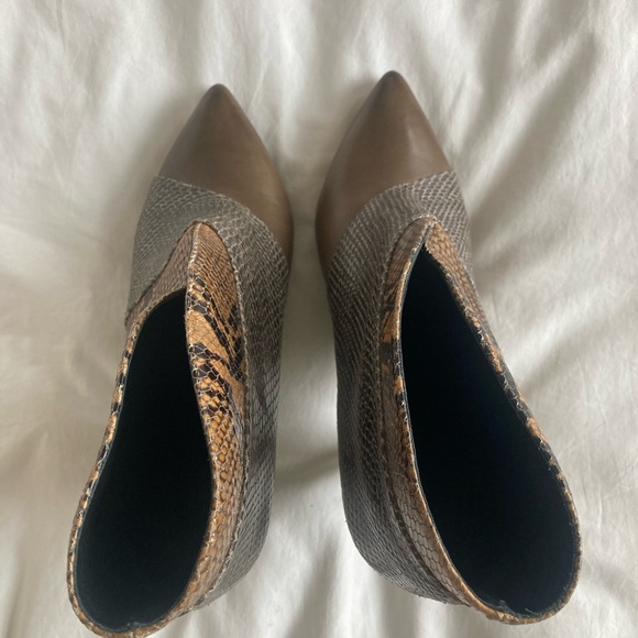 Isabel Marant snakeskin leather booties—worn once, like brand new! - Picture 7 of 8